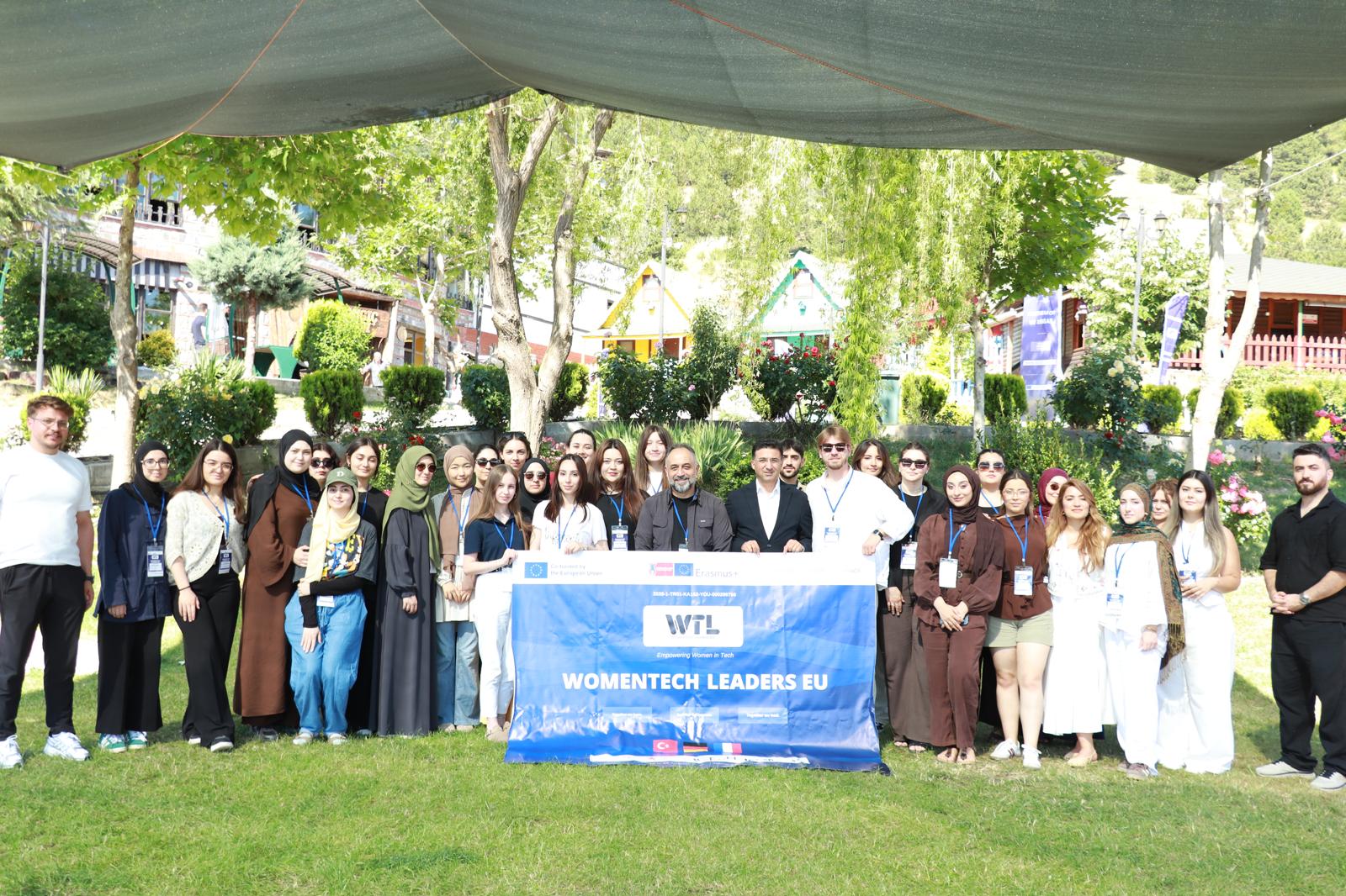 Öğrencilerimiz Erasmus+ Genç Kadınlar Teknoloji ve Liderlik Projesinde Yer Aldı